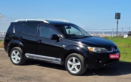 Mitsubishi Outlander III рестайлинг 3, 2008 год, 777 000 рублей, 6 фотография