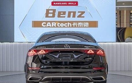 Mercedes-Benz E-Класс, 2024 год, 7 100 000 рублей, 5 фотография