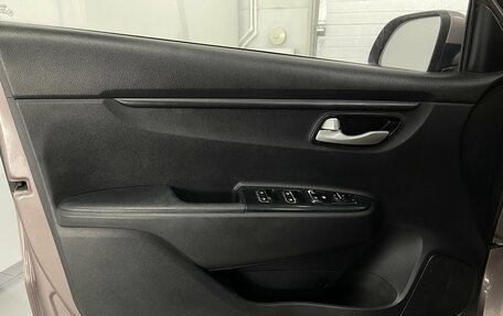 KIA Rio IV, 2018 год, 1 229 000 рублей, 18 фотография