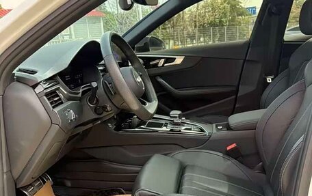 Audi A4, 2022 год, 2 100 000 рублей, 6 фотография