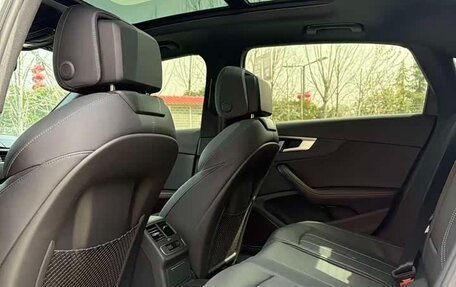 Audi A4, 2022 год, 2 100 000 рублей, 8 фотография