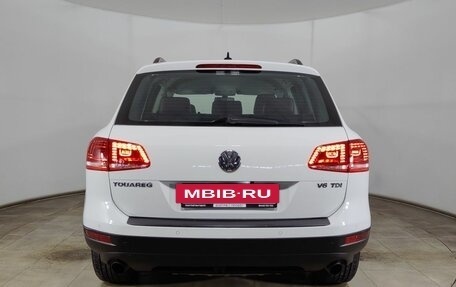 Volkswagen Touareg III, 2014 год, 1 999 000 рублей, 6 фотография