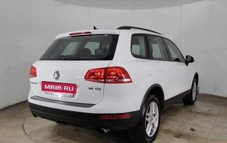 Volkswagen Touareg III, 2014 год, 1 999 000 рублей, 7 фотография