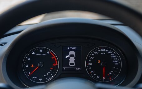 Audi A3, 2019 год, 2 100 000 рублей, 21 фотография