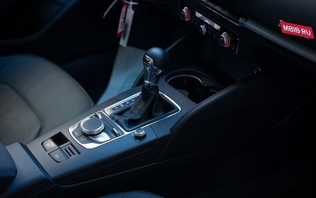 Audi A3, 2019 год, 2 100 000 рублей, 28 фотография