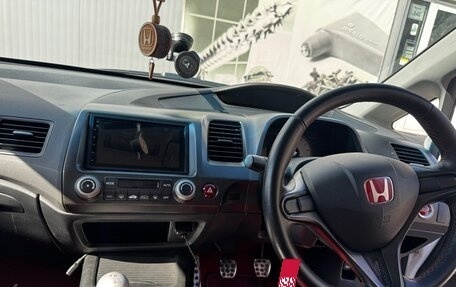 Honda Civic Type R VIII рестайлинг, 2008 год, 2 500 000 рублей, 18 фотография