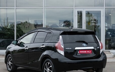 Toyota Aqua I, 2016 год, 1 035 000 рублей, 2 фотография