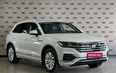 Volkswagen Touareg III, 2019 год, 4 833 000 рублей, 4 фотография
