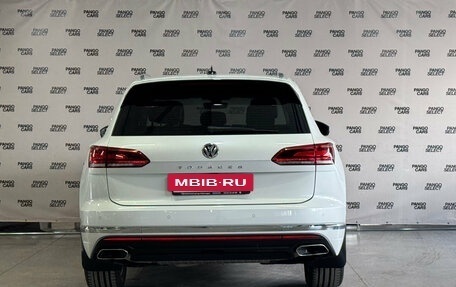 Volkswagen Touareg III, 2019 год, 4 833 000 рублей, 6 фотография