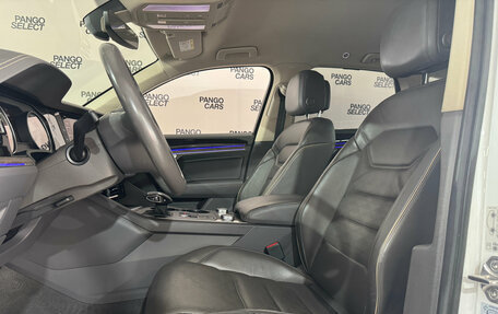 Volkswagen Touareg III, 2019 год, 4 833 000 рублей, 10 фотография