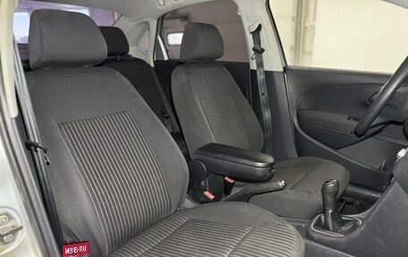 Volkswagen Polo VI (EU Market), 2010 год, 500 000 рублей, 16 фотография