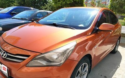 Hyundai Solaris II рестайлинг, 2015 год, 880 000 рублей, 1 фотография