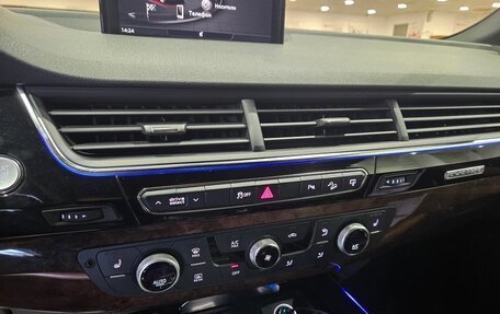Audi Q7, 2015 год, 3 000 000 рублей, 4 фотография