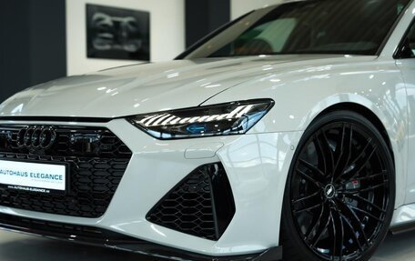 Audi RS 6, 2024 год, 22 300 000 рублей, 9 фотография