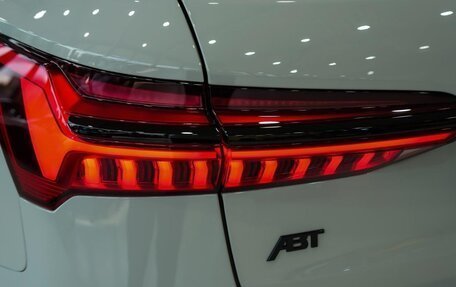 Audi RS 6, 2024 год, 22 300 000 рублей, 12 фотография