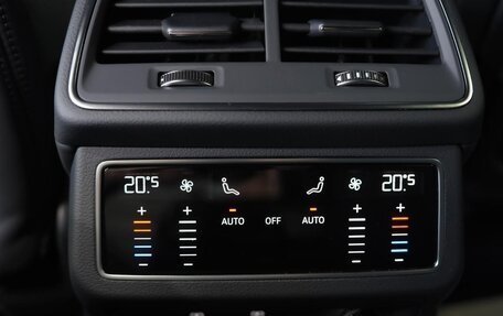 Audi RS 6, 2024 год, 22 300 000 рублей, 29 фотография