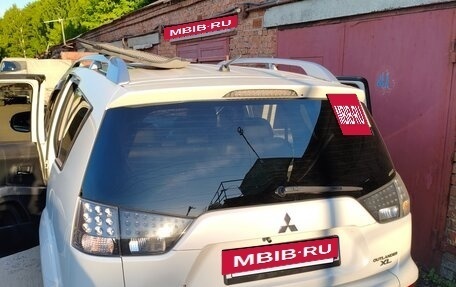 Mitsubishi Outlander III рестайлинг 3, 2010 год, 950 000 рублей, 6 фотография