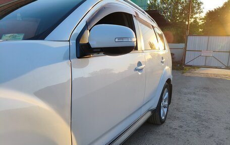 Mitsubishi Outlander III рестайлинг 3, 2010 год, 950 000 рублей, 19 фотография