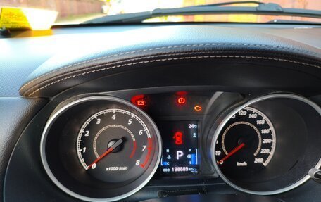 Mitsubishi Outlander III рестайлинг 3, 2010 год, 950 000 рублей, 25 фотография