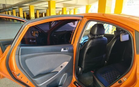 Hyundai Solaris II рестайлинг, 2015 год, 880 000 рублей, 16 фотография