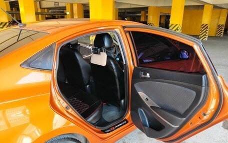 Hyundai Solaris II рестайлинг, 2015 год, 880 000 рублей, 15 фотография