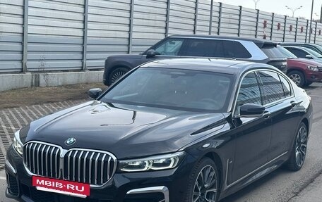 BMW 7 серия, 2021 год, 8 000 000 рублей, 2 фотография
