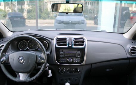 Renault Sandero II рестайлинг, 2015 год, 685 000 рублей, 9 фотография