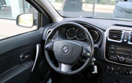 Renault Sandero II рестайлинг, 2015 год, 685 000 рублей, 11 фотография