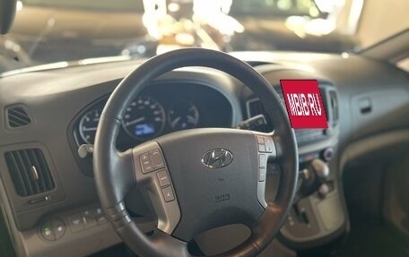 Hyundai Grand Starex Grand Starex I рестайлинг 2, 2020 год, 4 786 000 рублей, 10 фотография