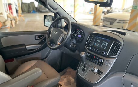 Hyundai Grand Starex Grand Starex I рестайлинг 2, 2020 год, 4 786 000 рублей, 19 фотография