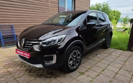 Renault Kaptur I рестайлинг, 2020 год, 2 250 000 рублей, 4 фотография