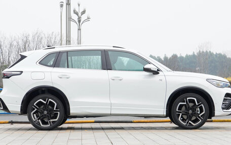 Volkswagen Tiguan, 2026 год, 4 520 000 рублей, 10 фотография