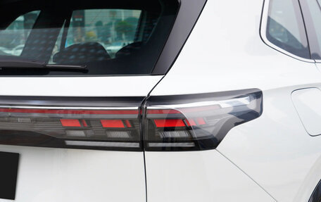 Volkswagen Tiguan, 2026 год, 4 520 000 рублей, 8 фотография