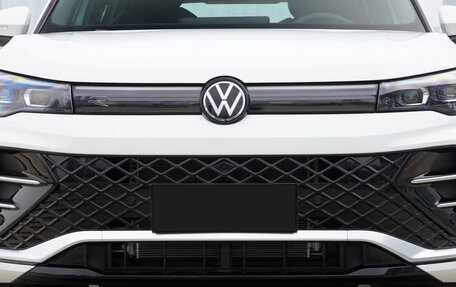 Volkswagen Tiguan, 2026 год, 4 520 000 рублей, 12 фотография