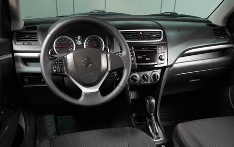 Suzuki Swift IV, 2011 год, 899 000 рублей, 6 фотография