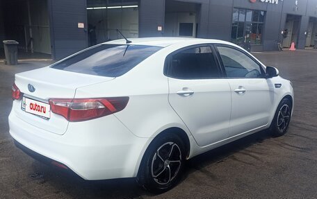 KIA Rio III рестайлинг, 2013 год, 750 000 рублей, 5 фотография