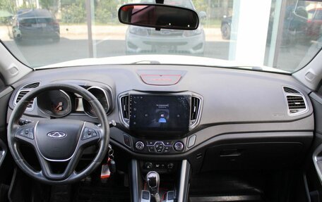 Chery Tiggo 5 I рестайлинг, 2015 год, 898 000 рублей, 11 фотография