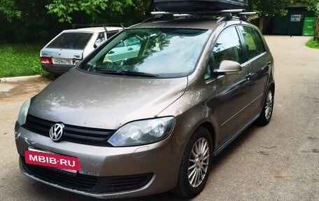 Volkswagen Golf Plus II, 2012 год, 565 000 рублей, 2 фотография