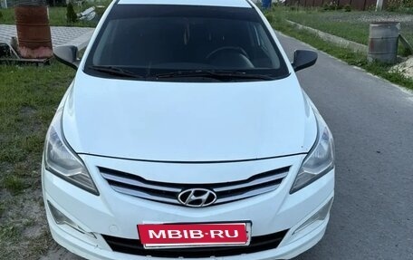 Hyundai Solaris II рестайлинг, 2014 год, 550 000 рублей, 1 фотография