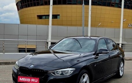 BMW 3 серия, 2018 год, 3 000 000 рублей, 3 фотография