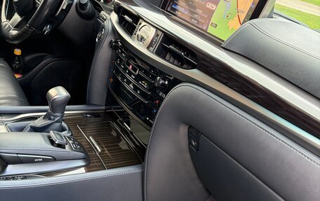 Lexus LX III, 2018 год, 7 200 000 рублей, 10 фотография