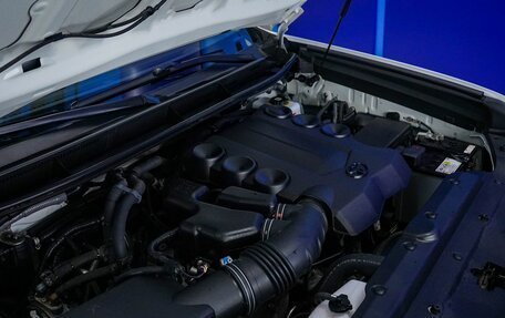 Toyota Land Cruiser Prado 150 рестайлинг 2, 2022 год, 6 835 000 рублей, 5 фотография