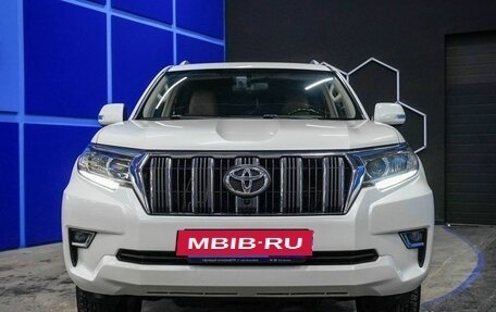 Toyota Land Cruiser Prado 150 рестайлинг 2, 2022 год, 6 835 000 рублей, 4 фотография