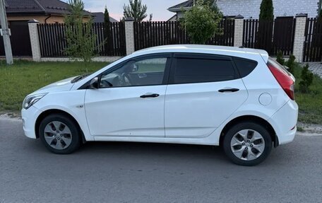 Hyundai Solaris II рестайлинг, 2014 год, 550 000 рублей, 4 фотография