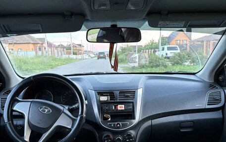Hyundai Solaris II рестайлинг, 2014 год, 550 000 рублей, 9 фотография