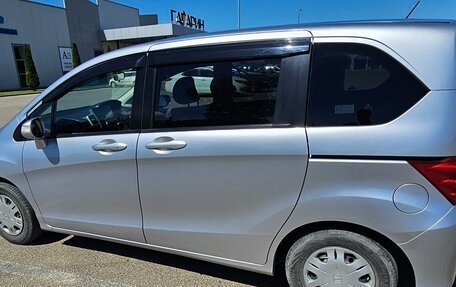 Honda Freed I, 2009 год, 1 280 000 рублей, 4 фотография