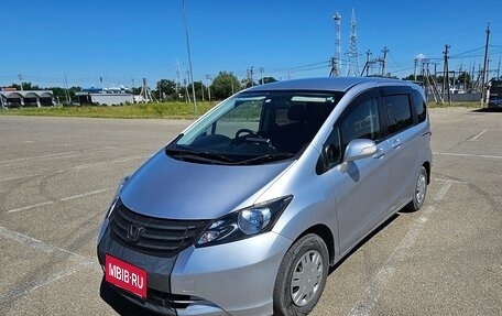 Honda Freed I, 2009 год, 1 280 000 рублей, 2 фотография