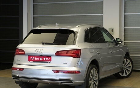 Audi Q5, 2020 год, 3 795 000 рублей, 2 фотография