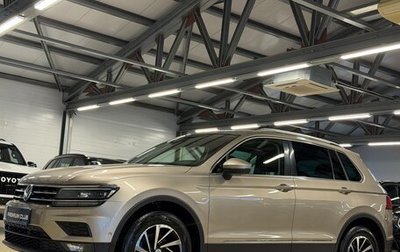Volkswagen Tiguan II, 2018 год, 2 699 000 рублей, 1 фотография