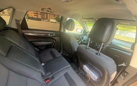 KIA Sorento II рестайлинг, 2010 год, 1 070 000 рублей, 34 фотография